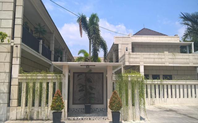 Rumah Amanda Residence