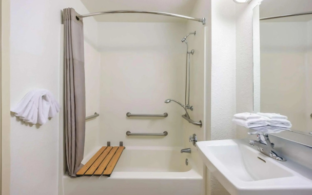 Motel 6 Seattle, WA - Sea-Tac Airport South