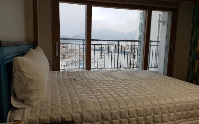 The View Hostel