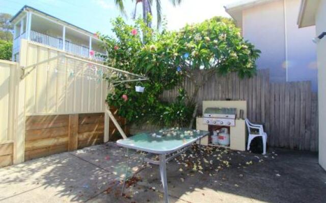 Breakers 1, 13 East Street