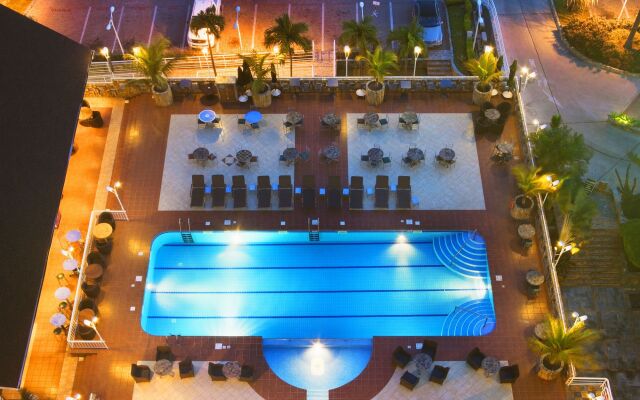 Holiday Inn Accra Airport