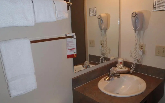 Super 8 Pincher Creek AB