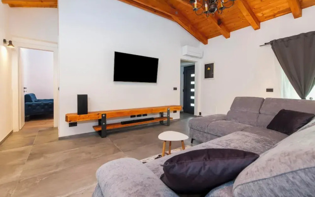 Holiday House La Gronda