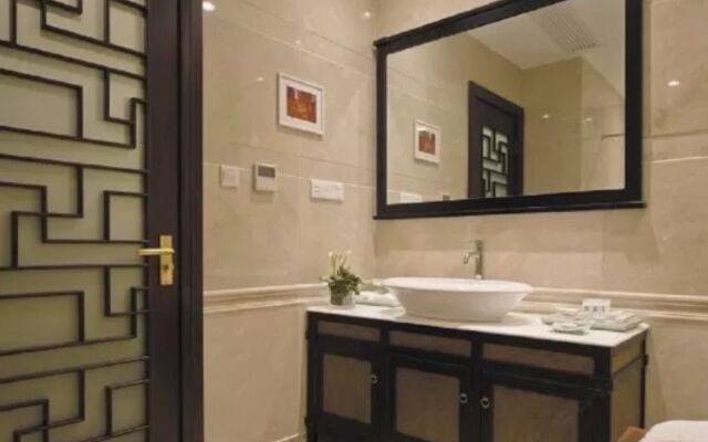 Yayuan Garden Holiday Hotel