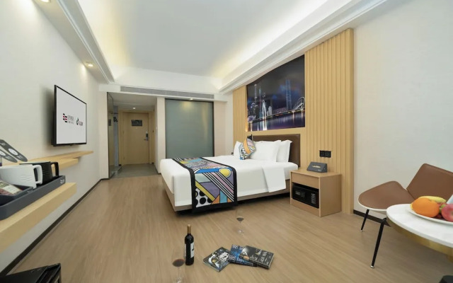 Yizhi X Hotel - Guangzhou Baiyun Airport
