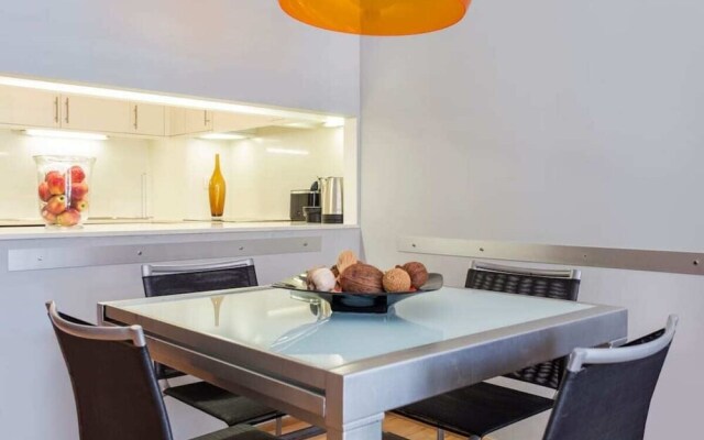 Stylish 1 Bedroom Flat Near La Sagrada Familia