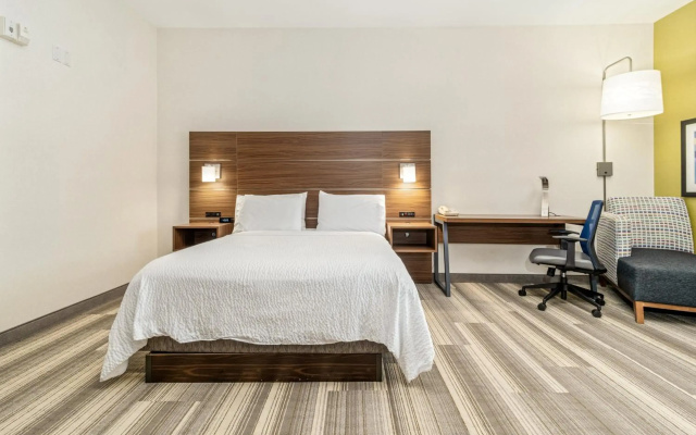 Holiday Inn Express & Suites Medicine Hat Transcanada Hwy 1 by IHG