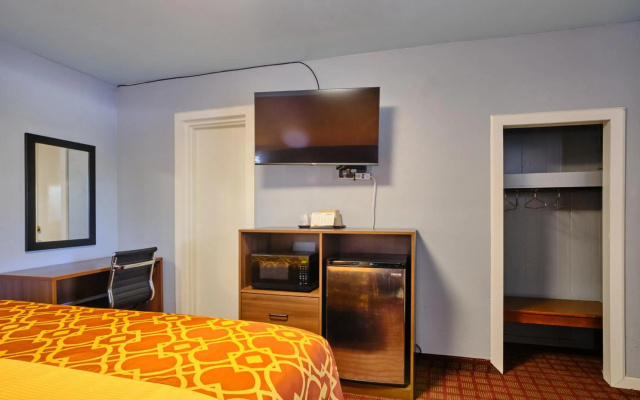 Economy Inn