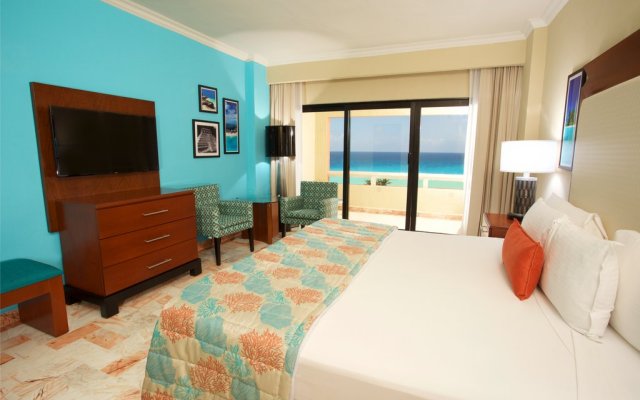 Wyndham Grand Cancun All Inclusive Resort & Villas