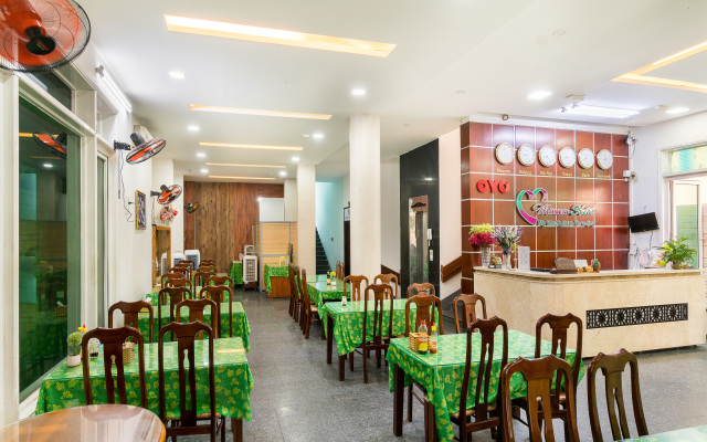 Mimosa Hotel