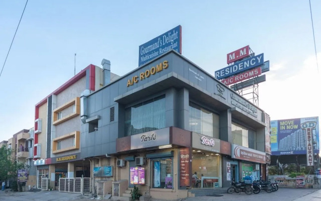MM Residency By OYO Rooms