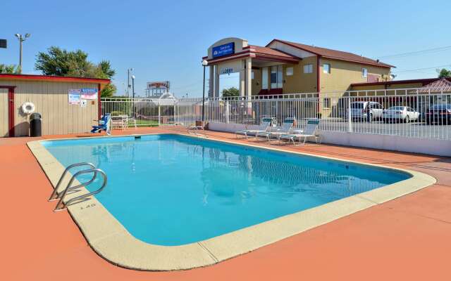 Americas Best Value Inn Tulsa at I-44