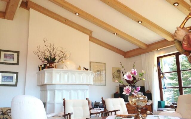 Dietrichsteinerhof Apartments & Rooms