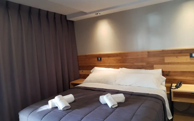 Hotel Ecomax