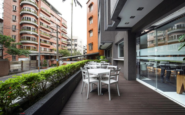Dandy Hotel Tianmu Branch