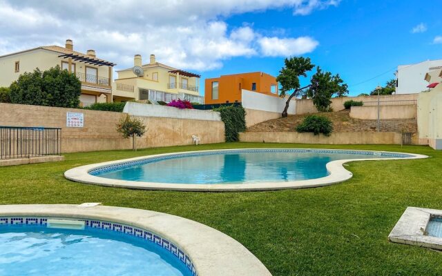 Prestige Apartment with Swimming Pool