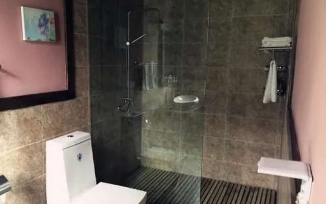 Dali Yuehai Shanqi Inn