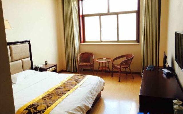 Minle Tianyu Business Hotel