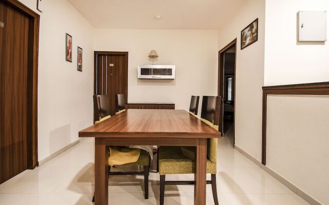 FabHotel Oakwoods Serai