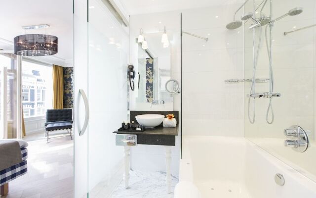 Amsterdam Canal Residence