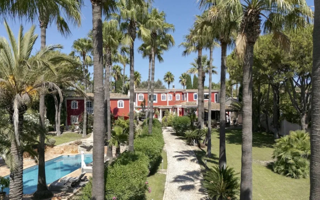 Villa Oasis by Cadenzalux
