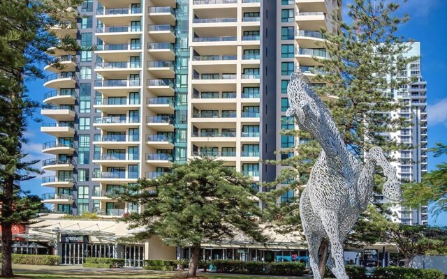 Broadbeach on the Park - We Accommodate