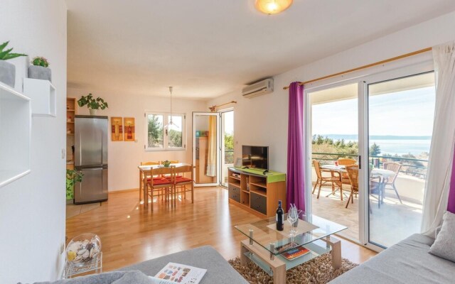 Beautiful Home in Makarska With Wifi and 2 Bedrooms