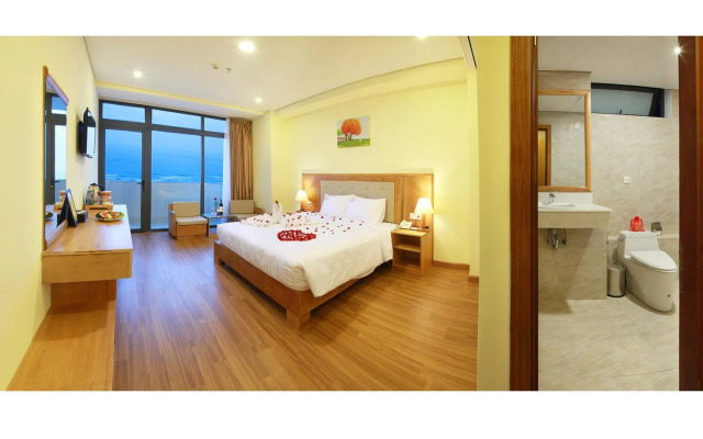 Lunar Hotel Danang