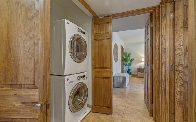 Wailea Elua, #1509 2 Bedroom Condo by RedAwning, Kihei