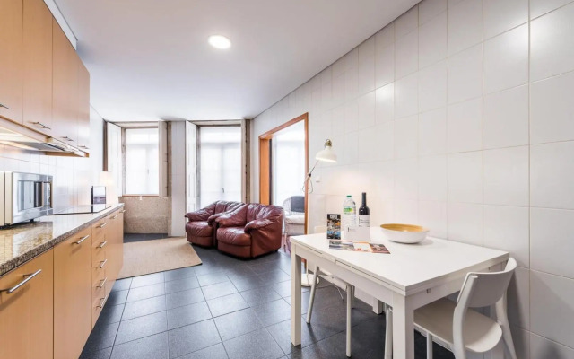 GuestReady - Ao Coliseu 2D Central studio suite