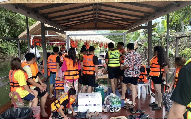 Baan Apa Erawan Resort