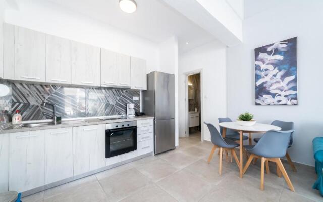 Thalassa & Thalassa Prive Residential Complex