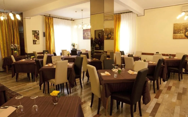 Hotel Suez