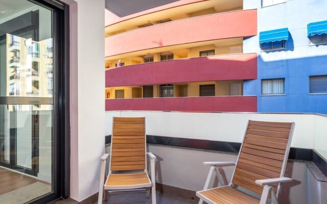 Central and Beachfront Apartment with Balcony Ref 131