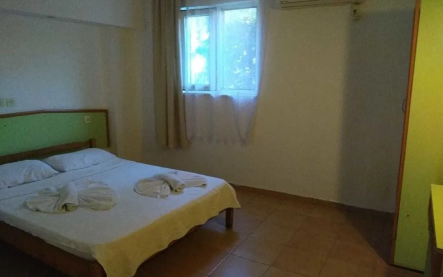 Sugar Family Apart Hotel