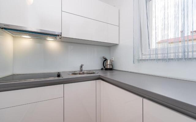 Star 2 modern & centrally ap for 6