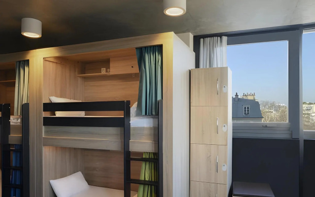 The People Paris Marais