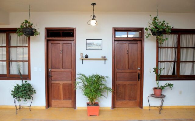 La Ronda Downtown Hostel