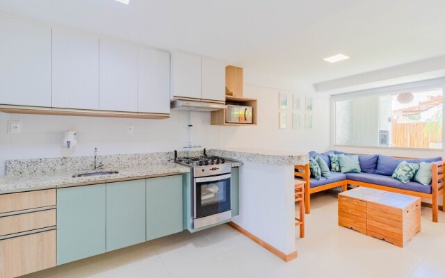 IT28 Triplex 4 Suítes 100m da Praia