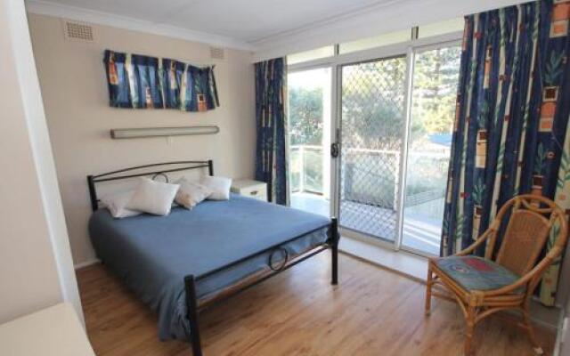 BEACHFRONT 3- 3/12 Bundella Ave LC