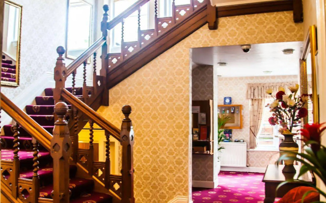 Hotel Riviera