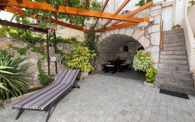 House Punat Residence