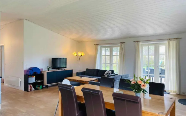 5 Star Holiday Home in Rodby