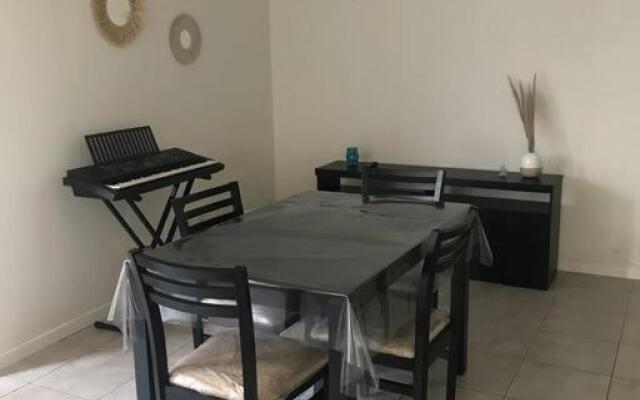 Hermoso departamento 2 amb.Zona pinos de anchorena