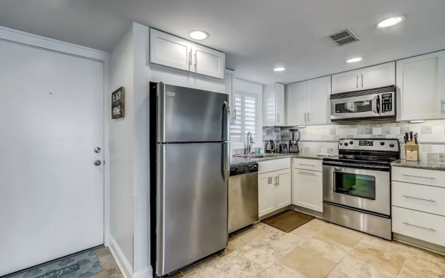Kid Friendly Condo with Stunning View of the Atlantic by RedAwning