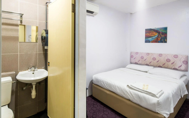 Grand U Hotel (Singapore)