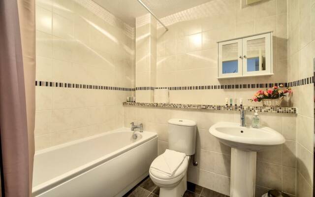 Lovely 2Bed Home In Central Edinburgh