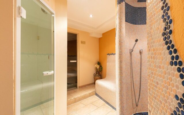 Mountain-view Apartment With Infrared Sauna