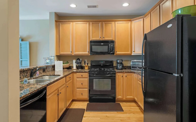 Grande at Canal Retreat Great Area in Rehoboth!