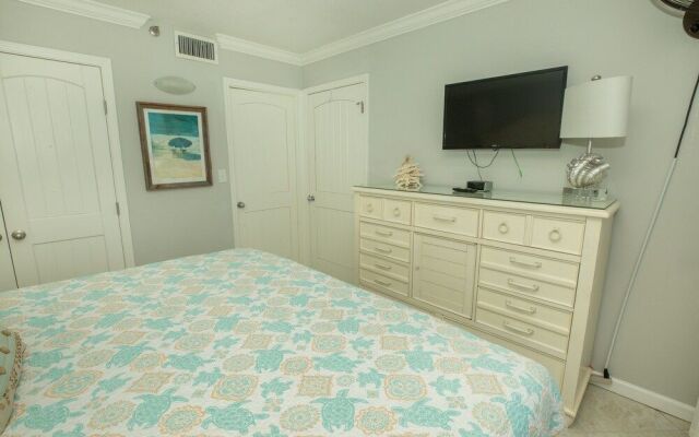 Magnolia House 305 2 Bedroom Condo by RedAwning